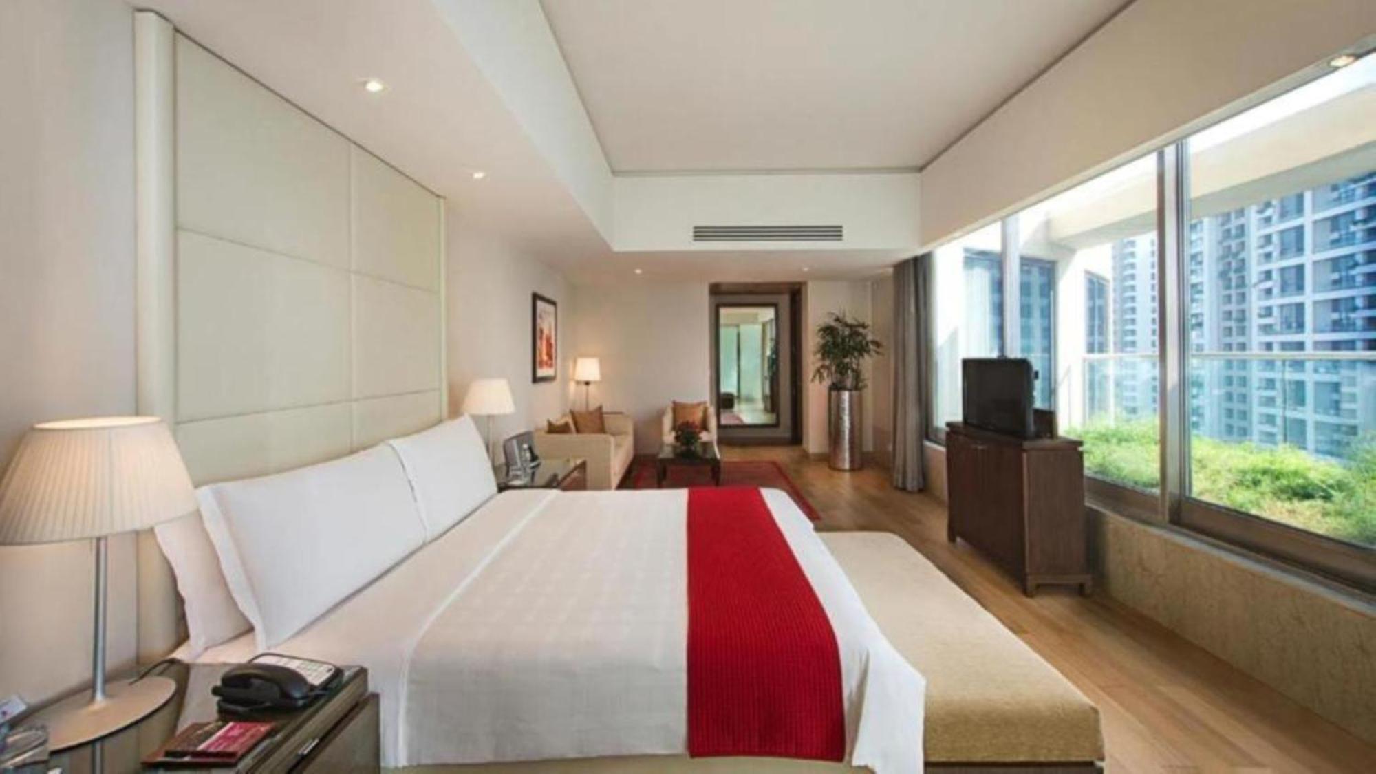 Hotel Seven Inn Near Delhi Airport ニューデリー エクステリア 写真